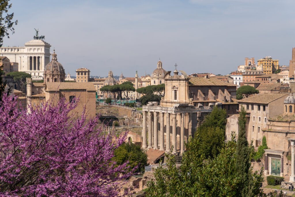italy-travel-blog-living-atlas-colosseum-rome-europe-forum-guide-romans
