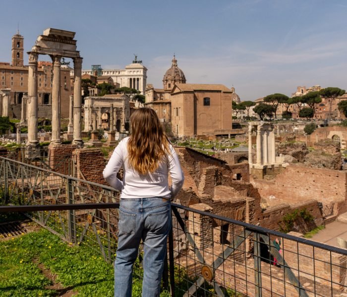 8 Travel Essentials to Soothe Anxiety and Sensory Overload While Sightseeing in Europe